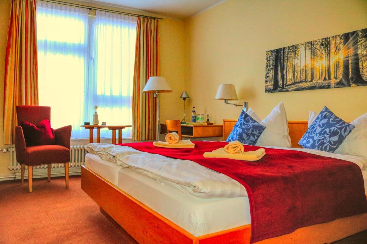 Schlosshotel Eyba Bad Blankenburg Esterno foto