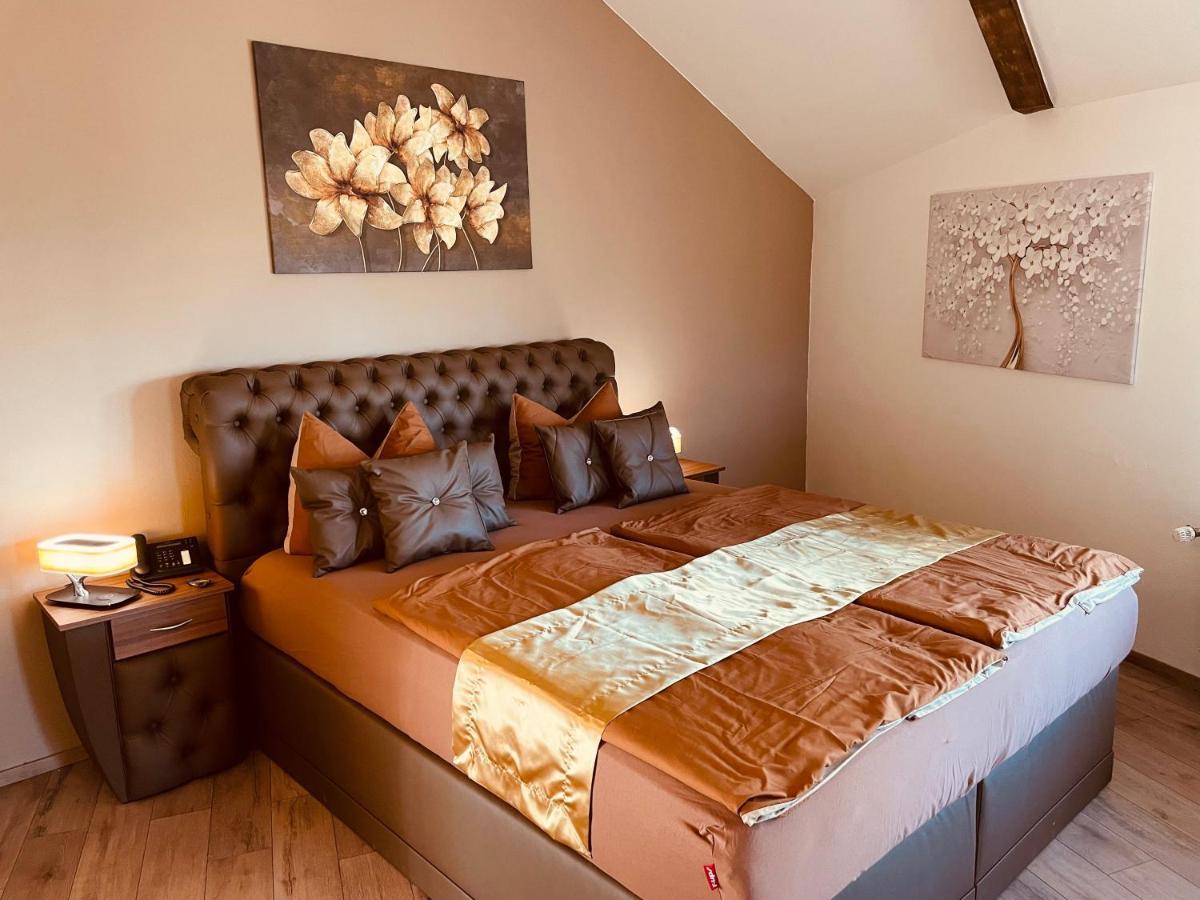 Schlosshotel Eyba Bad Blankenburg Esterno foto