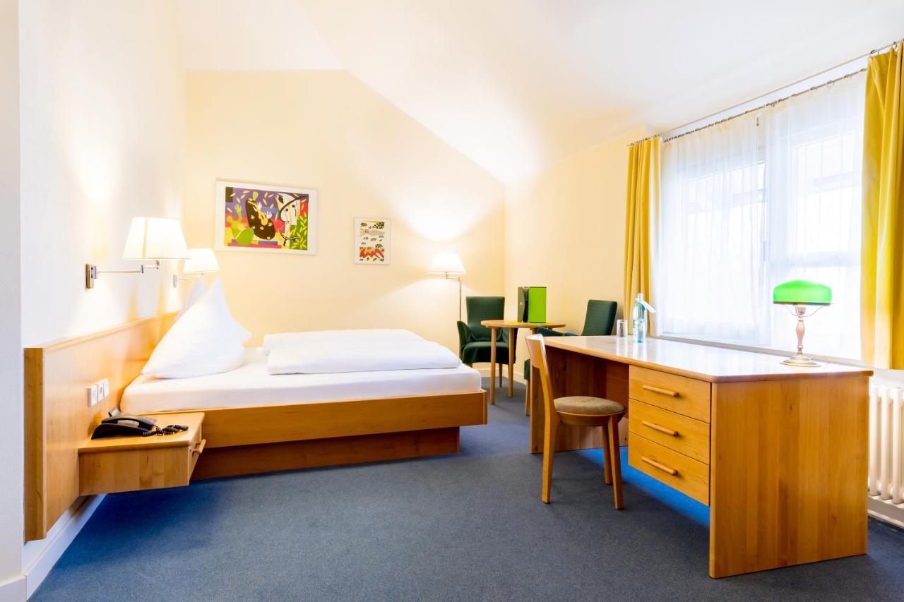 Schlosshotel Eyba Bad Blankenburg Esterno foto