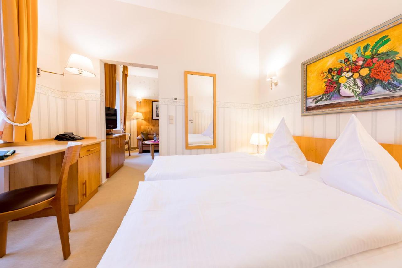 Schlosshotel Eyba Bad Blankenburg Esterno foto
