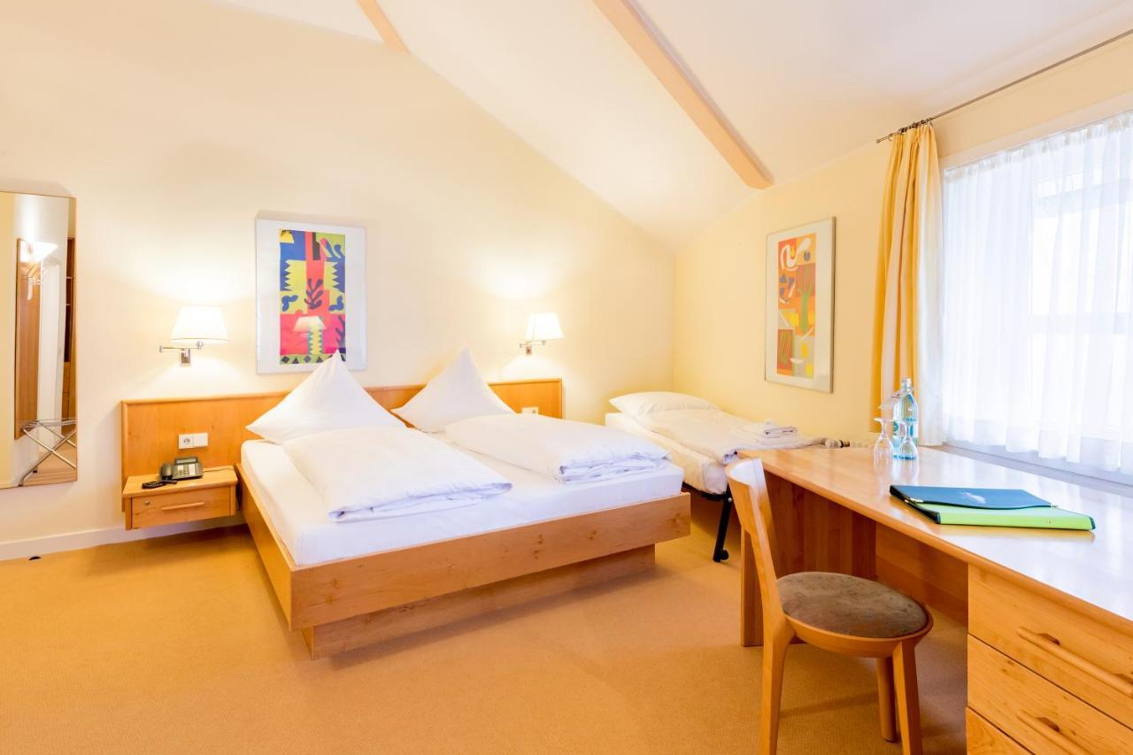 Schlosshotel Eyba Bad Blankenburg Esterno foto
